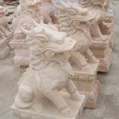 麒麟雕塑，晚霞紅麒麟石雕