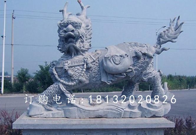 奔跑的麒麟石雕，青石麒麟雕塑