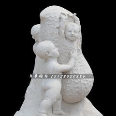 漢白玉小孩游戲石雕，公園小品石雕