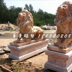 西洋獅石雕，趴著西洋獅雕塑